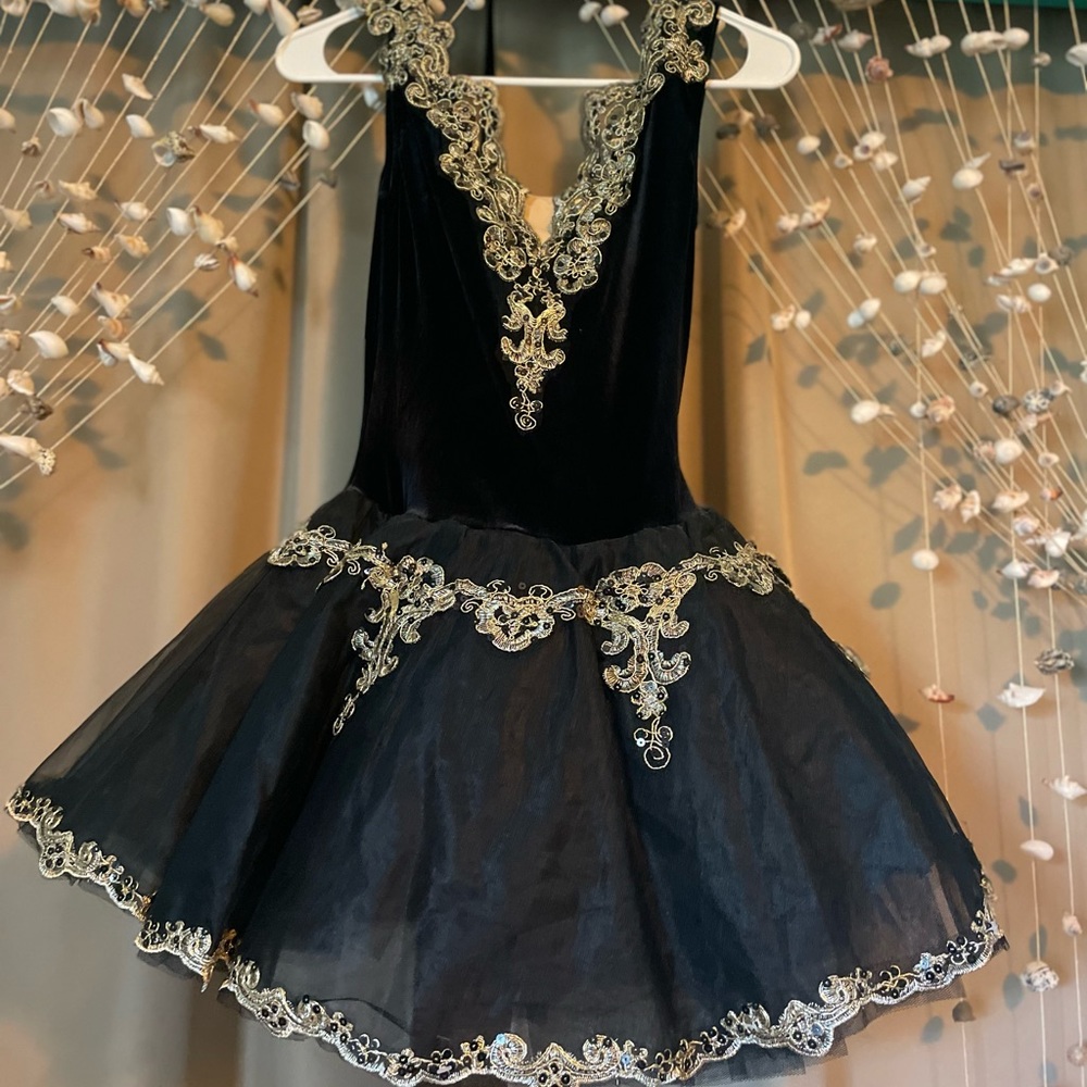 Dance costume